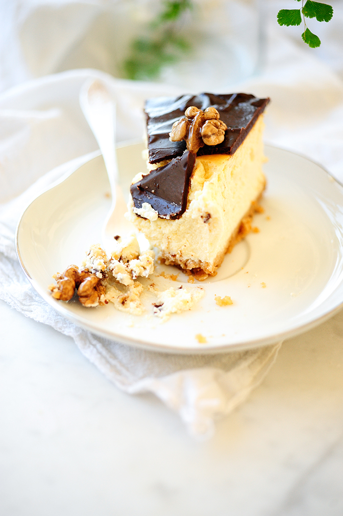 serving dumplings| Honey cheesecake with ganache and walnuts