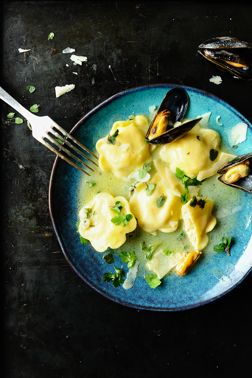 Seafood ravioli with butter sauce 3