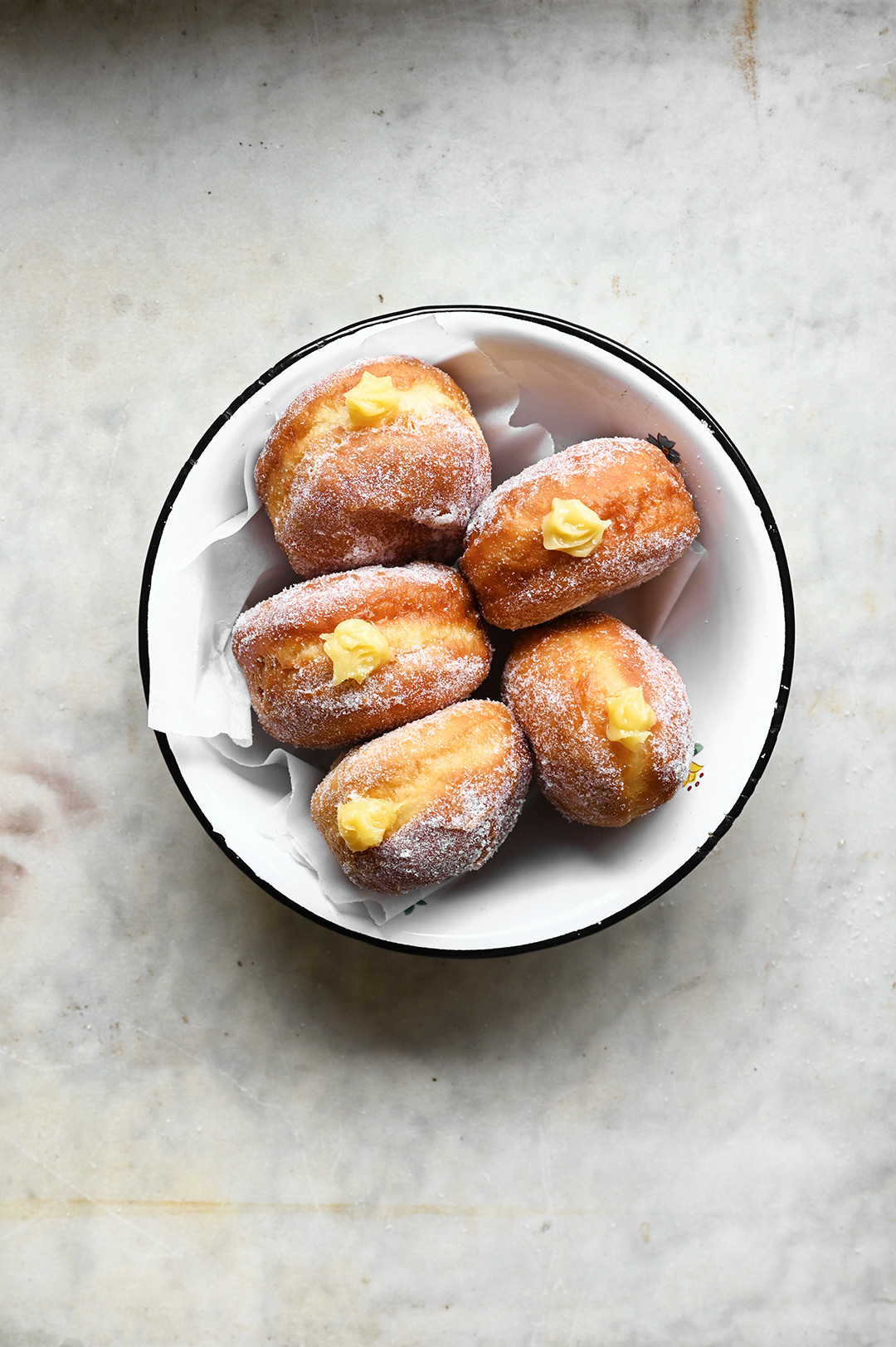 sering dumplings | Gevulde donuts met lemon curd