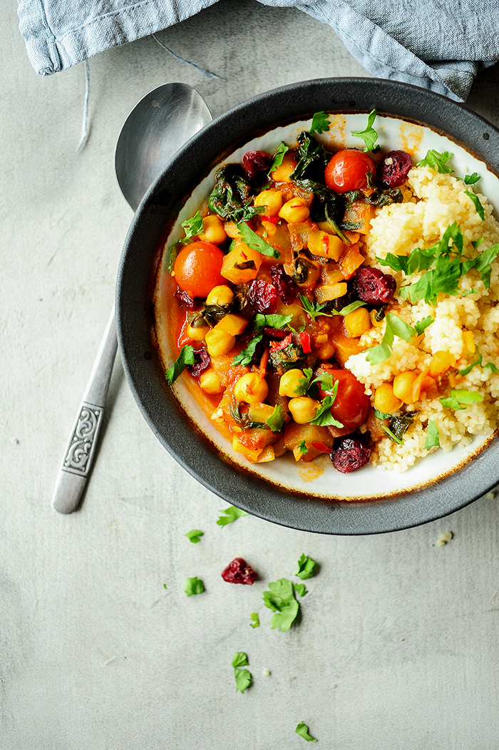 Moroccan stew with chick peas and kale