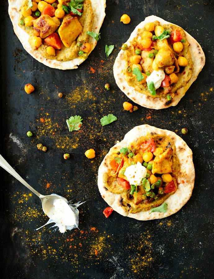 Flatbread with chicken, chickpeas and eggplant sauce