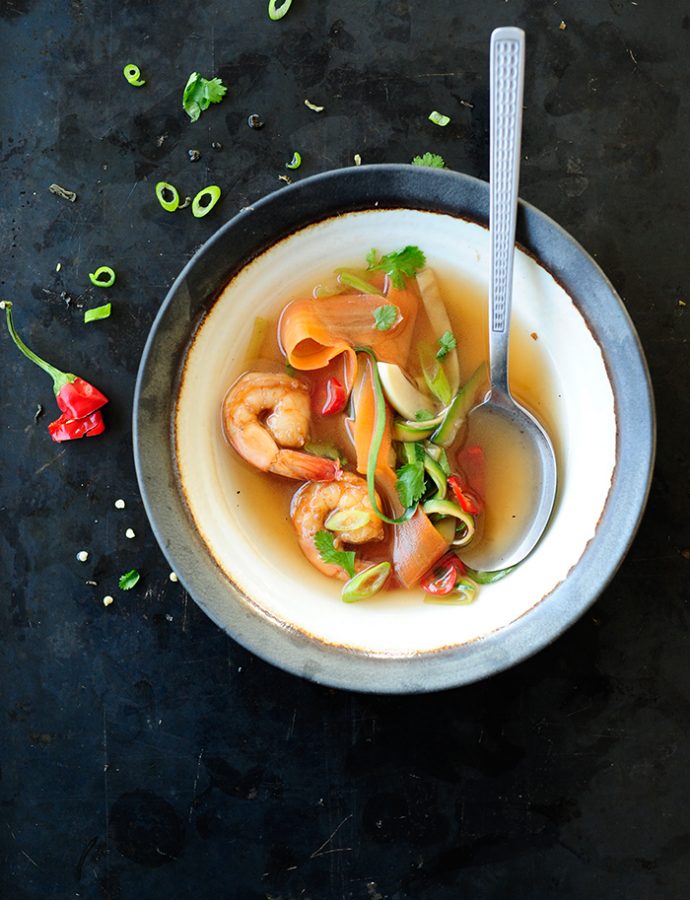 Green tea soup with shrimps