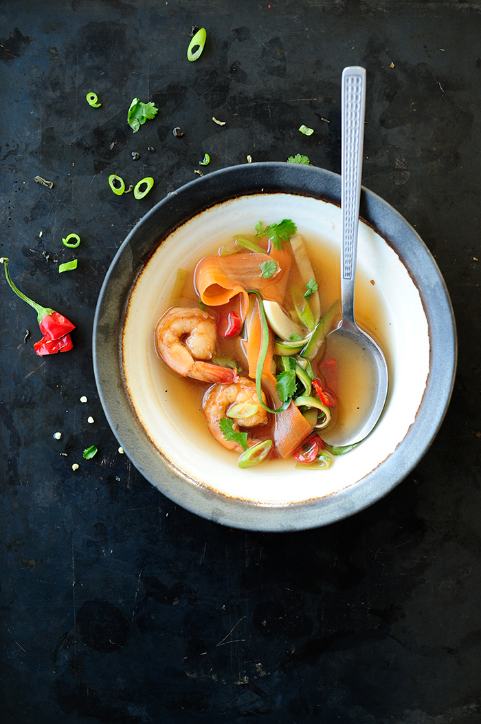 serving dumplings | Green tea soup with shrimps