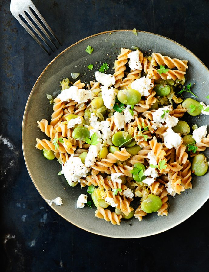 Pasta with broad beans and goat’s cheese