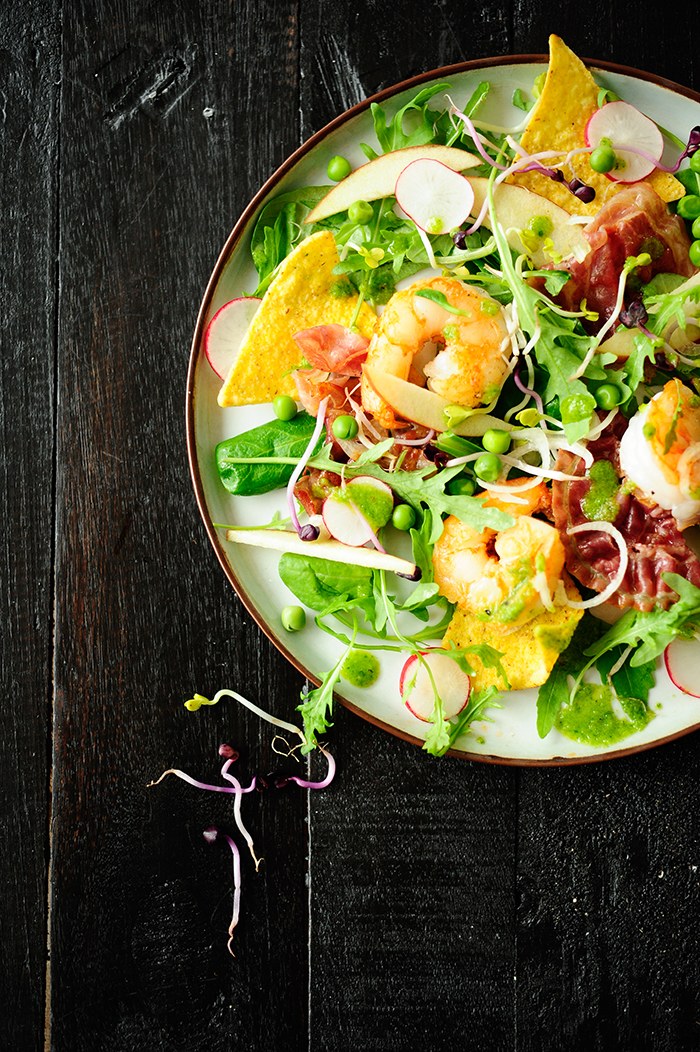 serving dumplings | Shrimp salad with spinach vinaigrette 