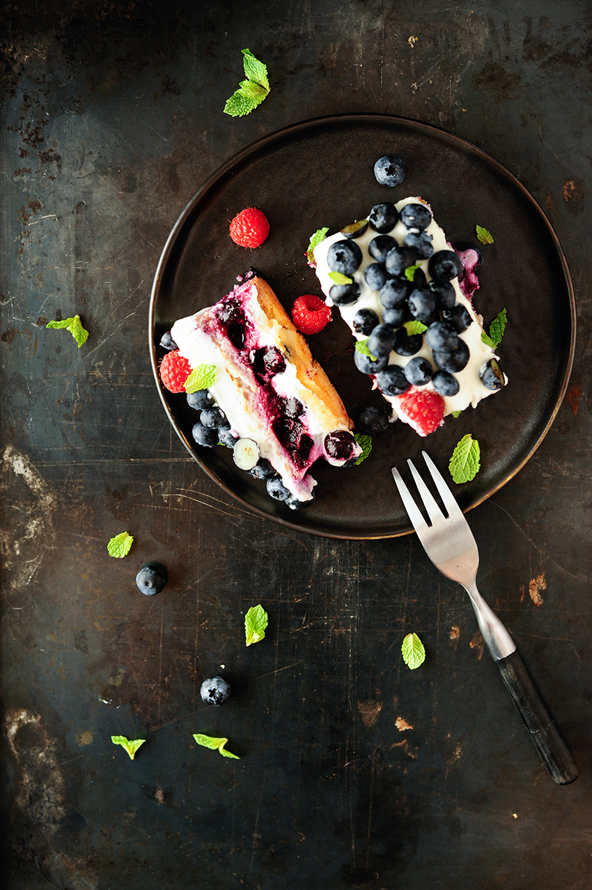 blueberry-tiramisu-with-prosecco