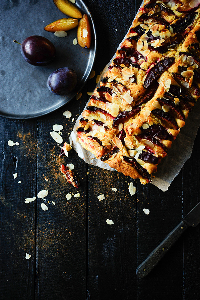 plum-spelt-cake-with-olive-oil