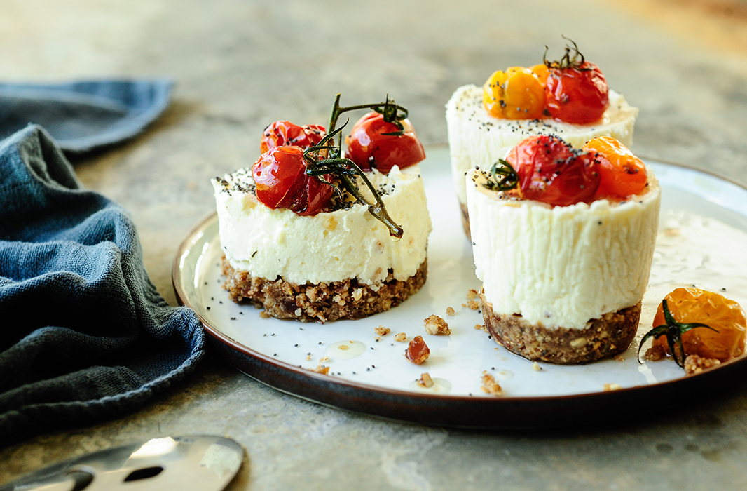 savory-goat-cheese-and-roasted-tomatoes-mini-cheesecakes