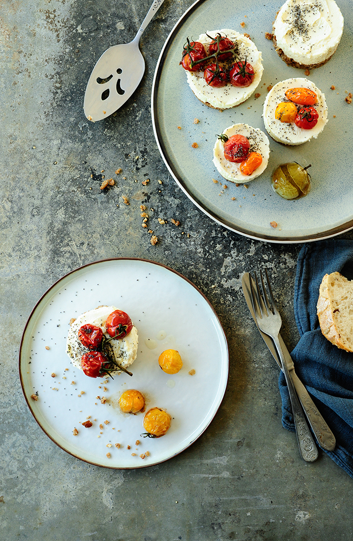 serving dumplings | savory-goat-cheese-and-roasted-tomatoes-mini-cheesecakes