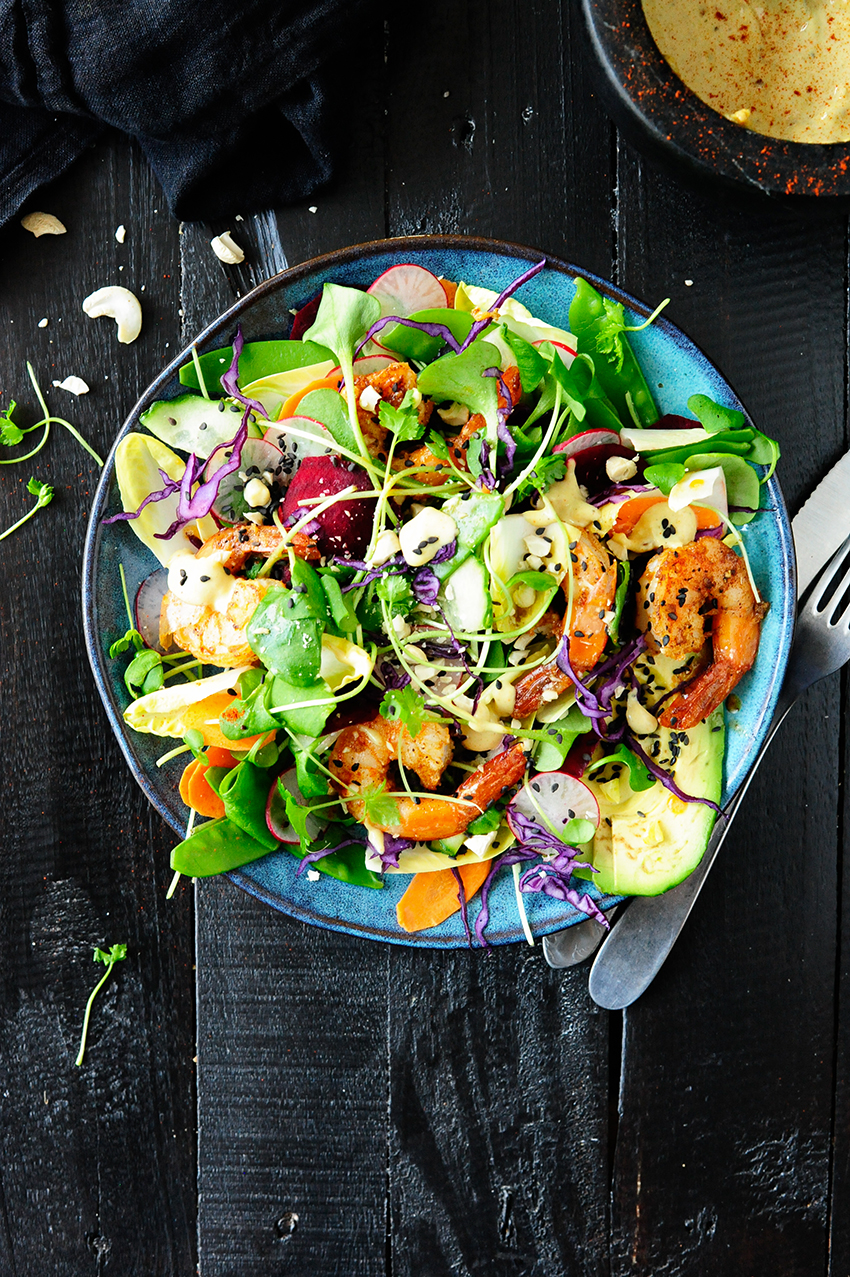 Rainbow shrimp salad with tahini dressing