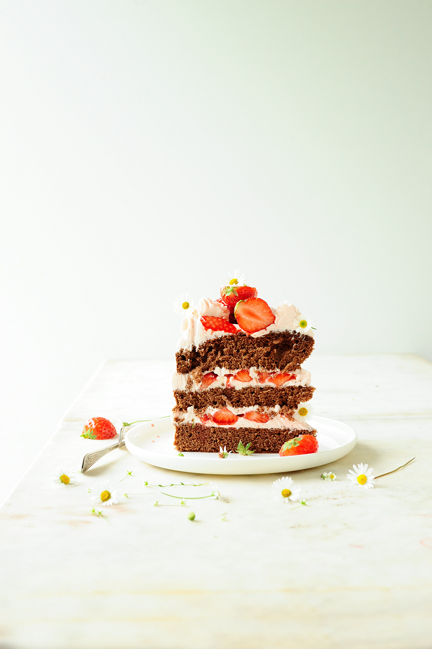 Chocoladetaart met aardbeien en mascarponecreme