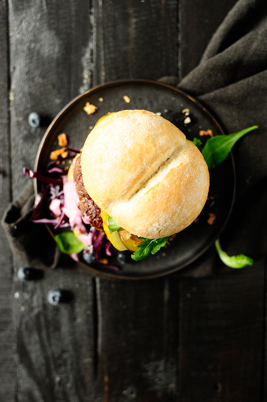 Jalapeno blueberry sauce beefburgers 3