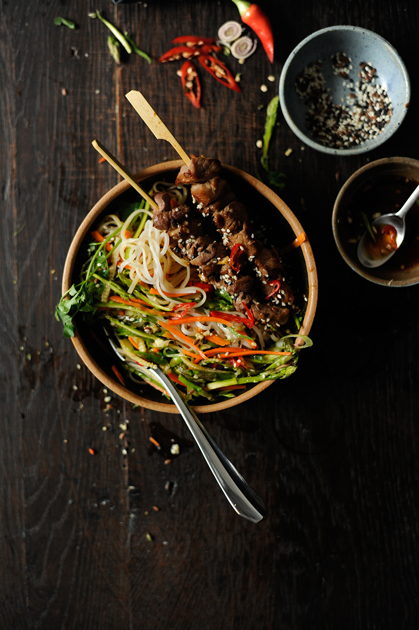 serving dumplings | Asian noodle salad with lamb satay