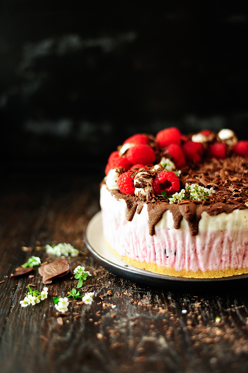 serving dumplings | Raspberry chocolate ice cream cake