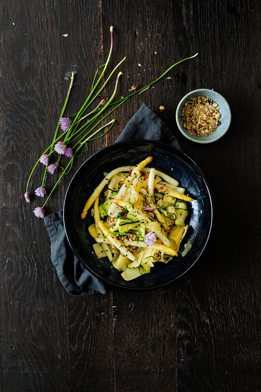 serving dumplings | Pasta with roasted asparagus and zucchini 