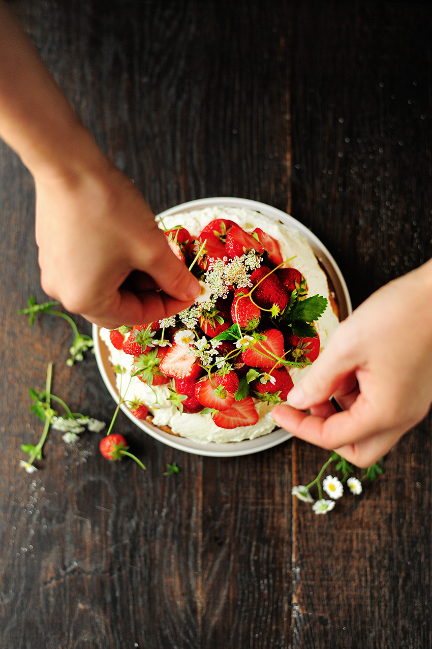 Strawberry cake