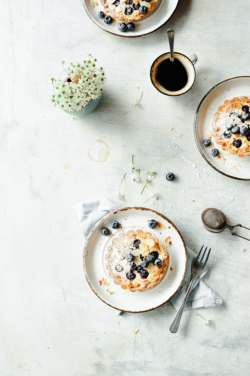 Almond tarts with blueberries