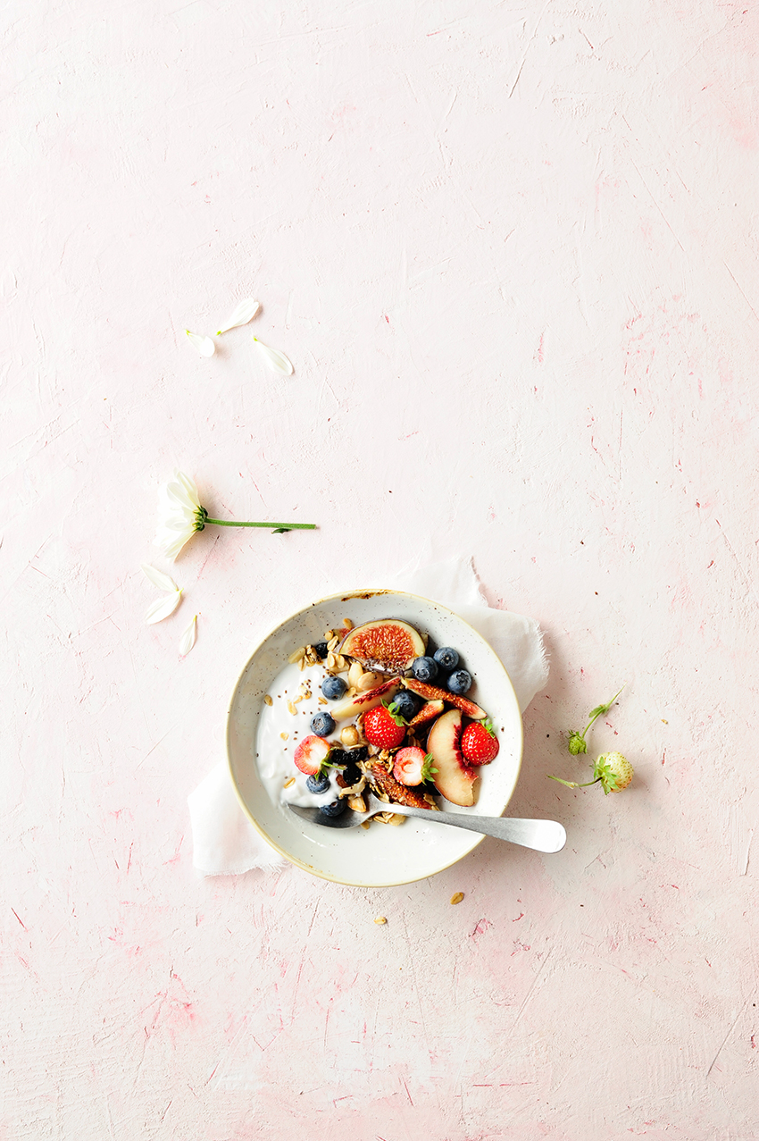 Power granola with dried blueberries