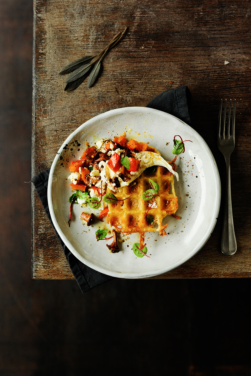 Aardappelwafels met geroosterde pompoen en cantharellen