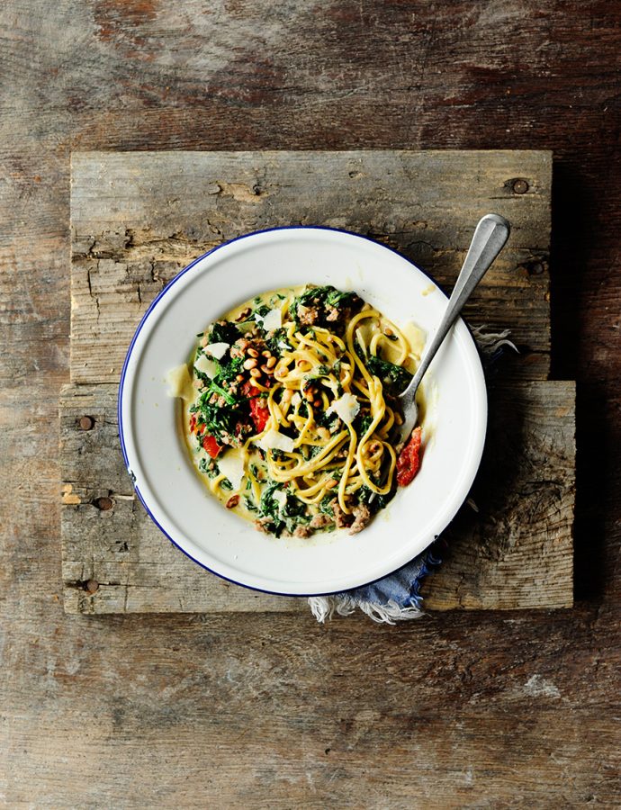 Romige pasta met spinazie en rundergehakt