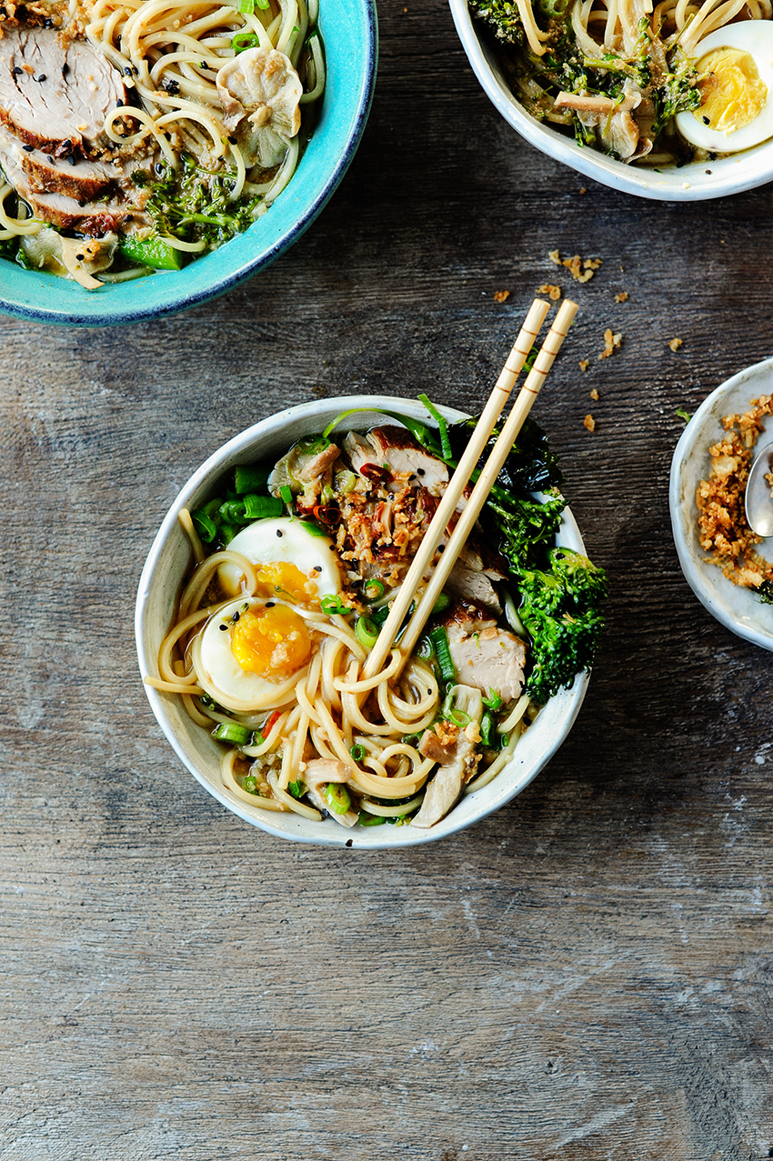 serving dumplings | ramen