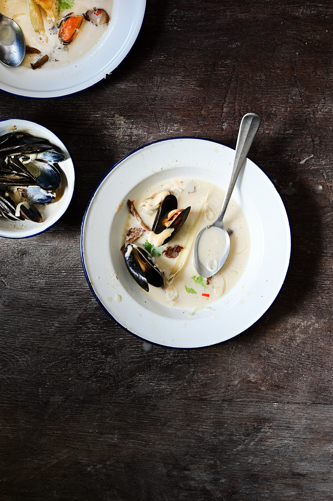 Creamy mussel soup with crispy oyster mushrooms and miso aïoli