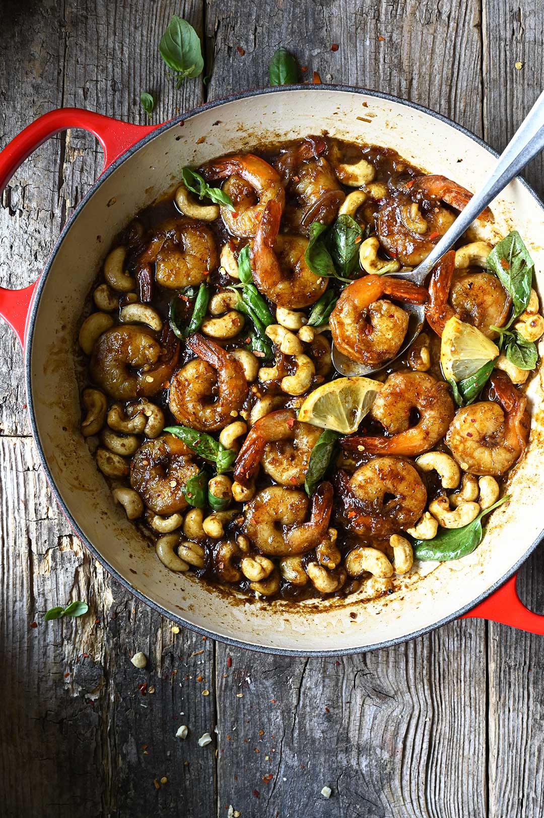 Scampi met cashews en honing-sojasaus