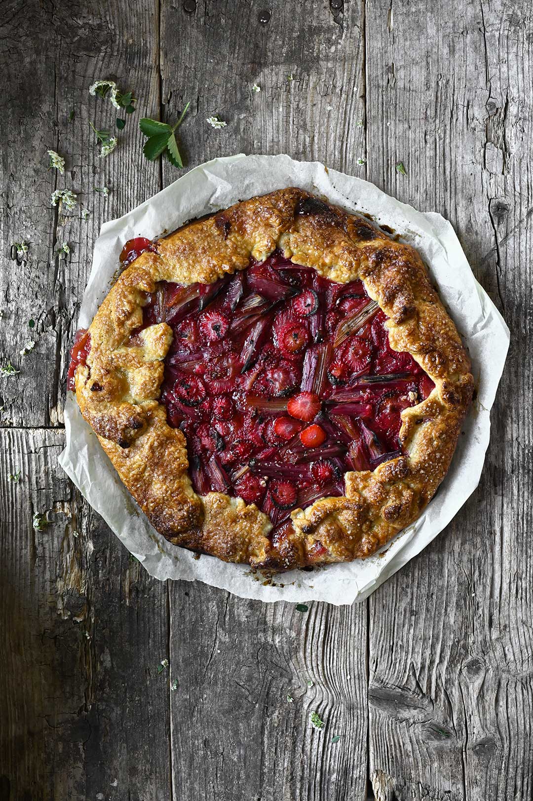 serving dumplings | Rhubarb-strawberry galette 