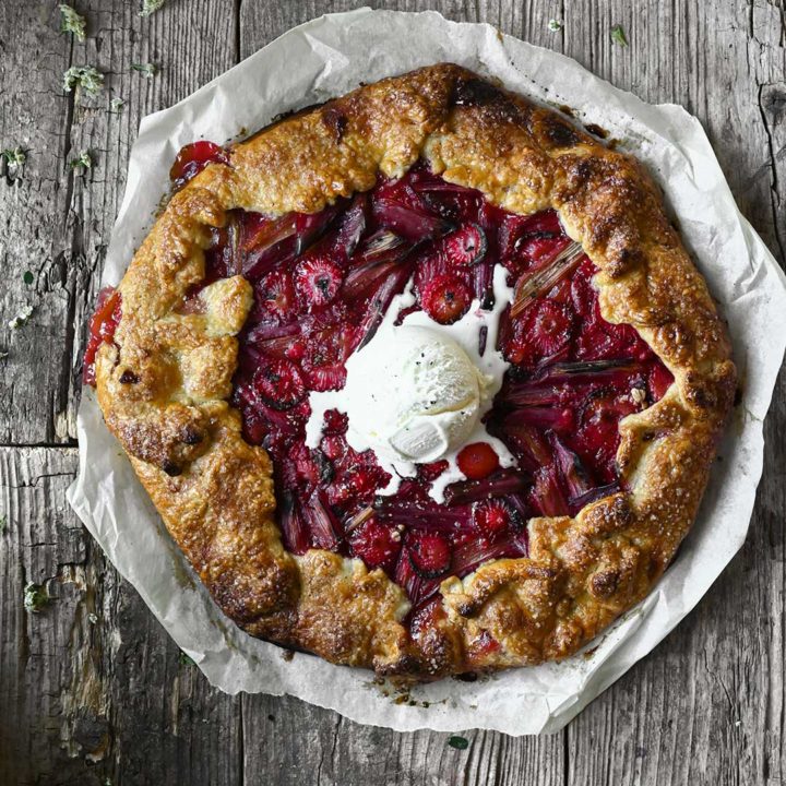 strawberry rhubarb galette