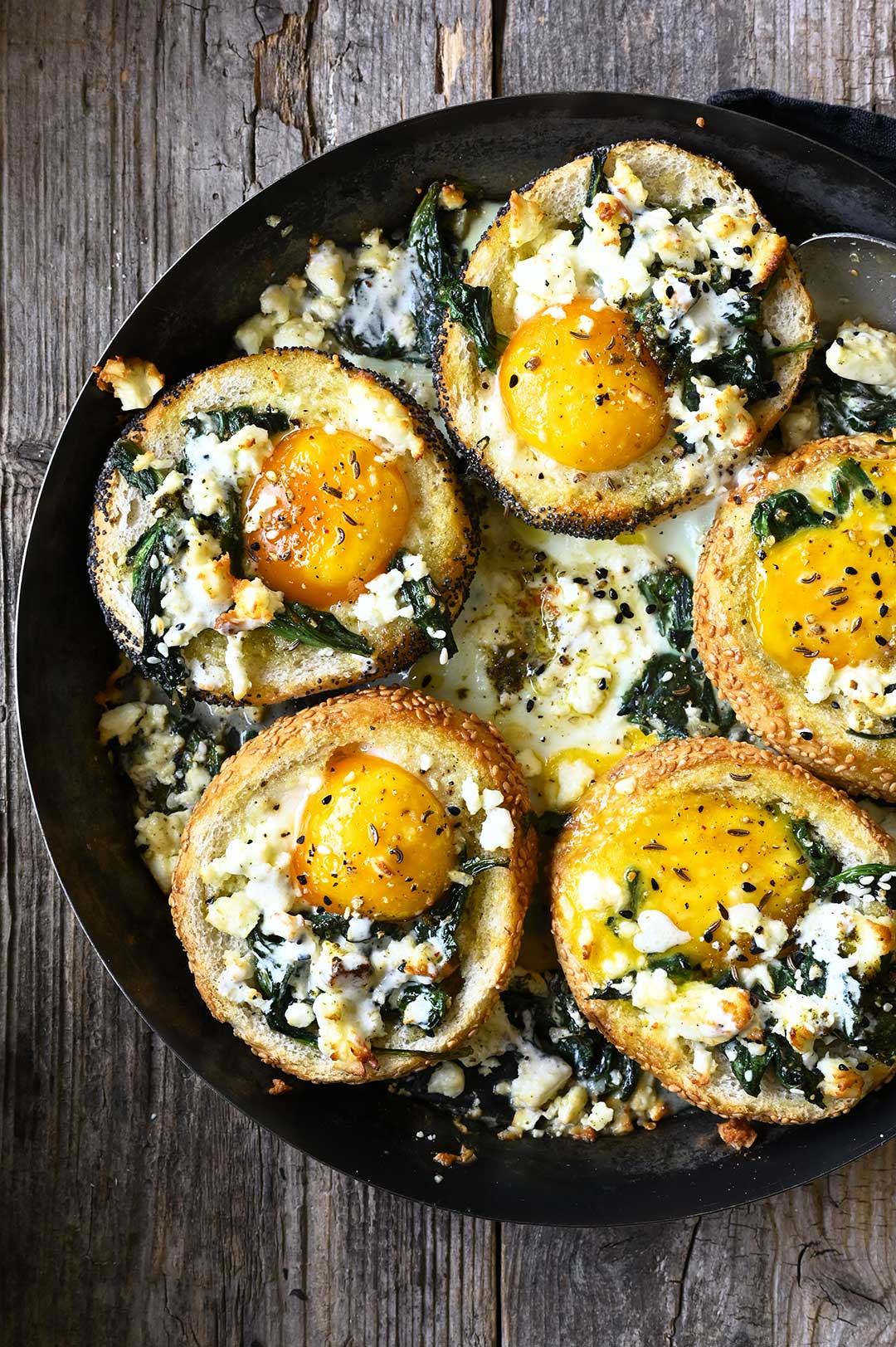 Baked Egg Buns with Spinach and Feta