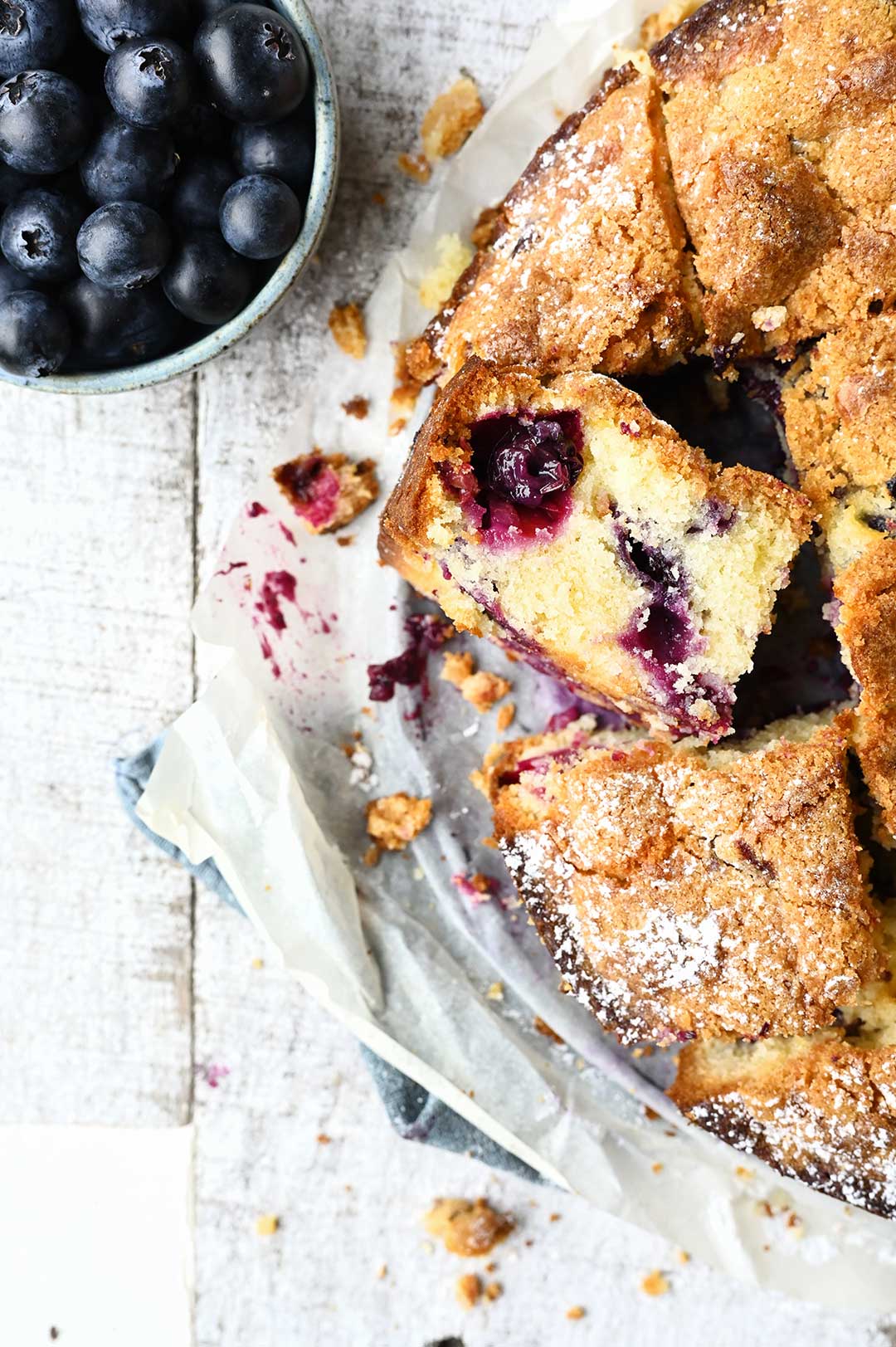 Lemon blueberry crumb cake 