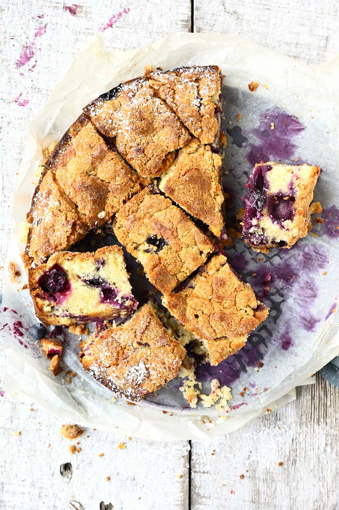 Lemon blueberry crumb cake 