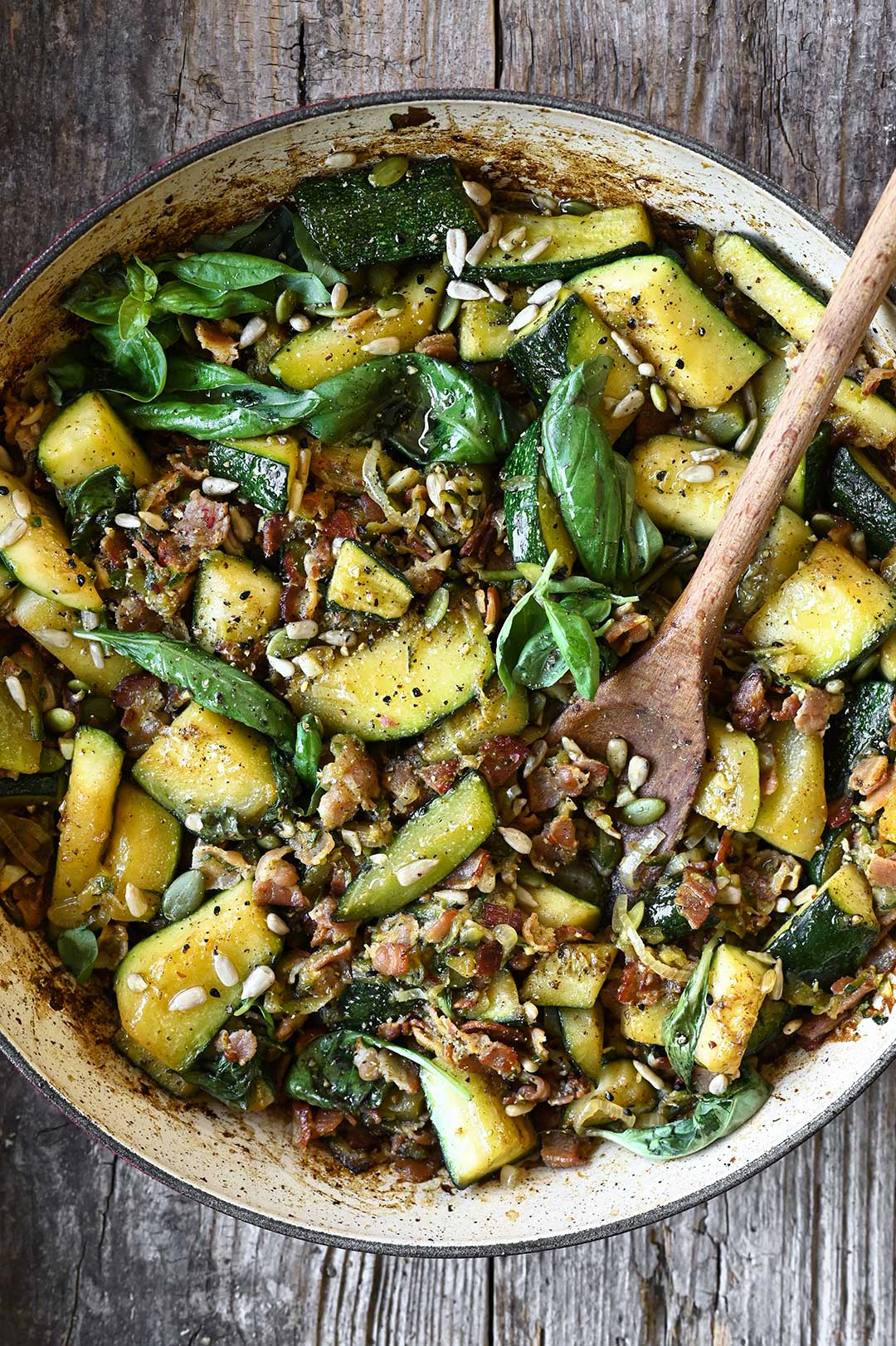 zucchini and bacon pasta