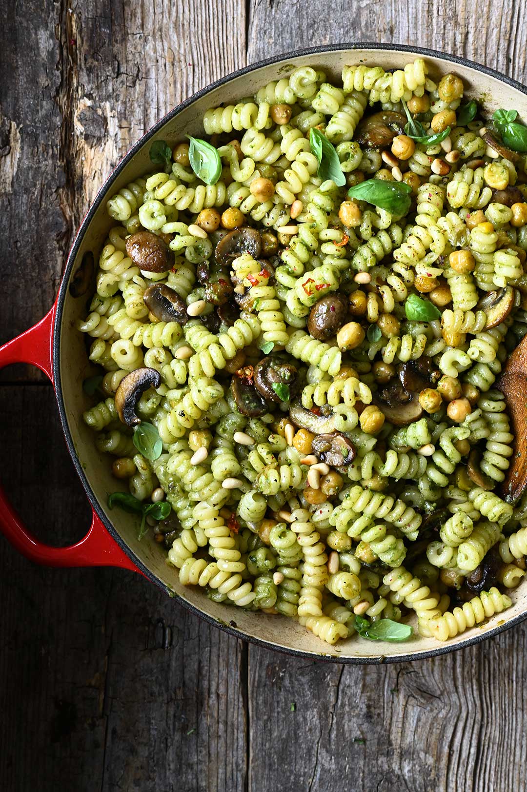 Buttery Mushroom & Chickpea Pesto Pasta