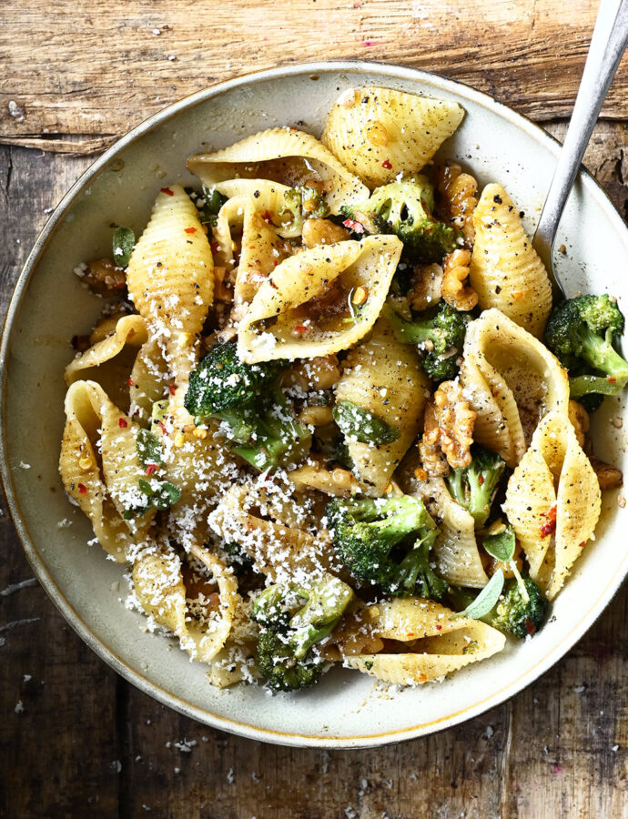 Brown Butter Broccoli and Walnut Pasta