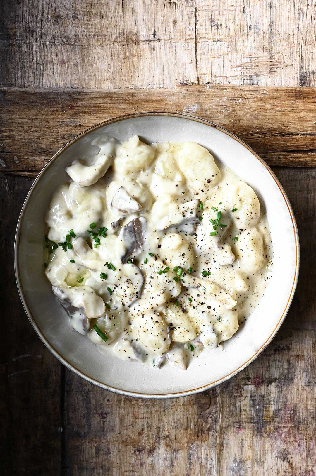 One pot gnocchi met een romig champignonsausje