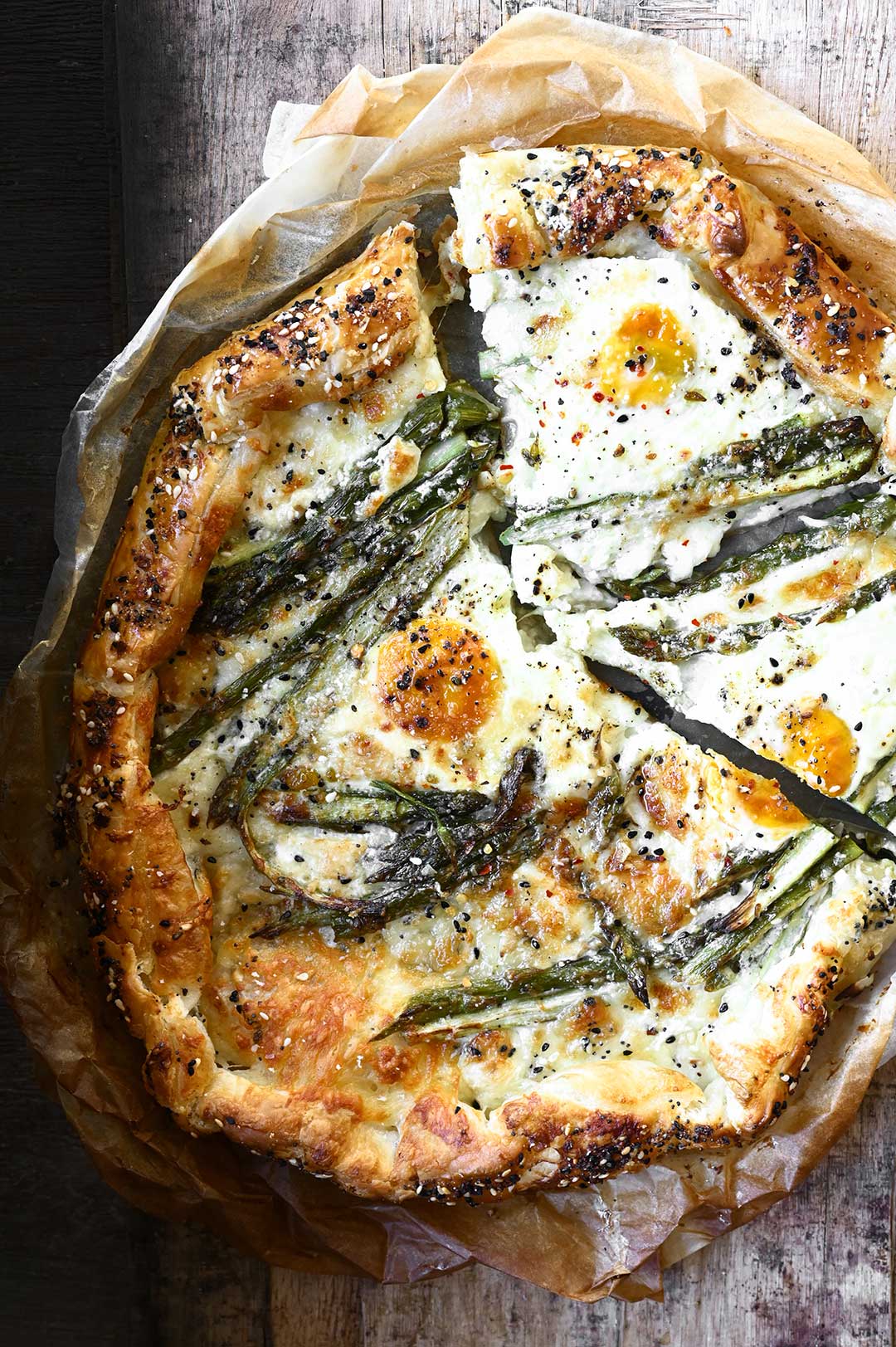 Hartige galette met asperges en mozzarella