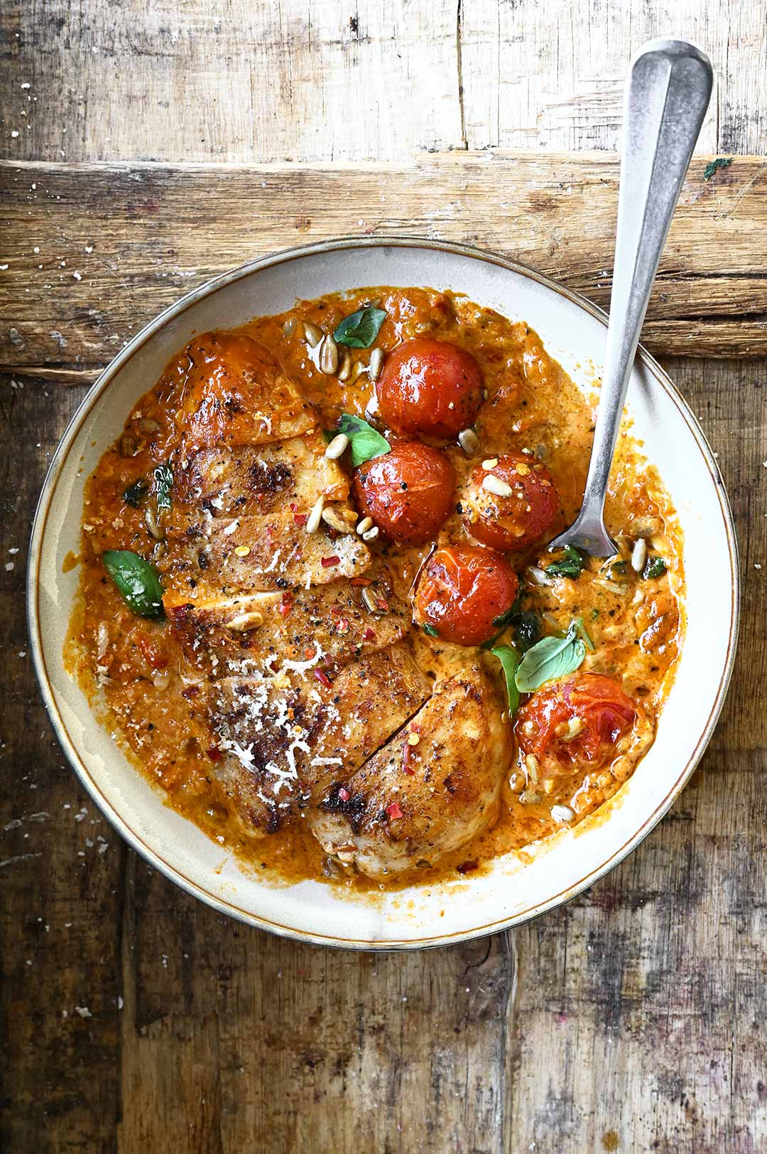 Creamy Garlic Red Pesto Chicken