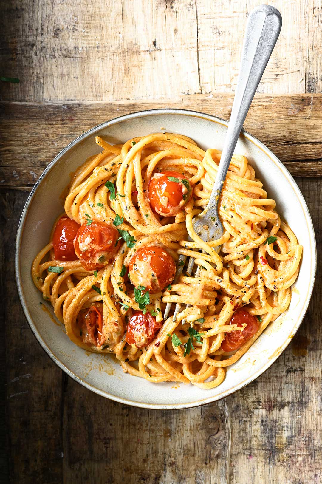 Spicy Tomato and Cream Cheese Spaghetti