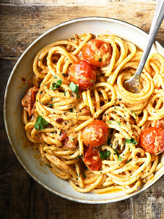 Spicy Tomato and Cream Cheese Spaghetti