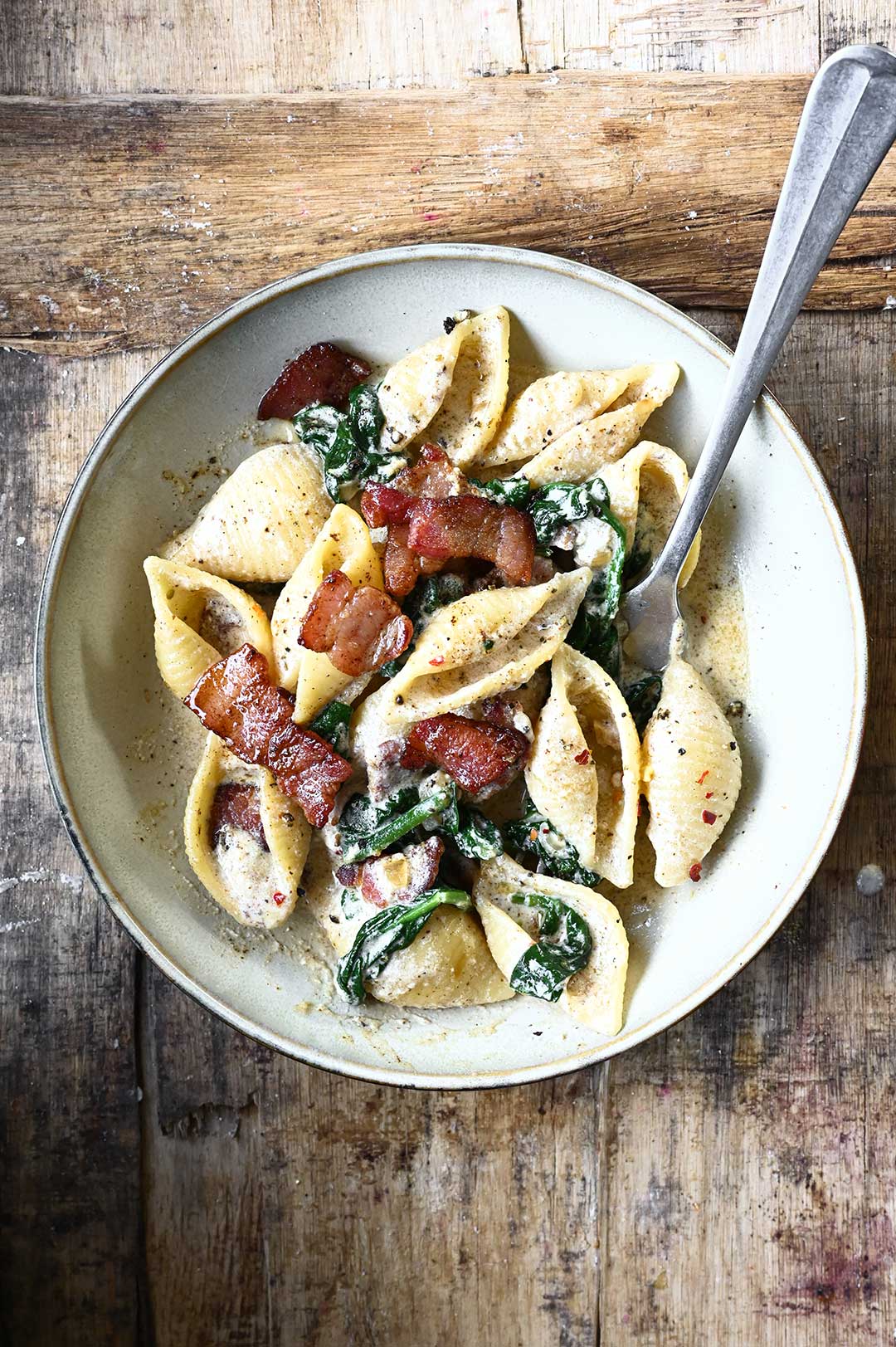 Pasta met spinazie spekjes en ricotta