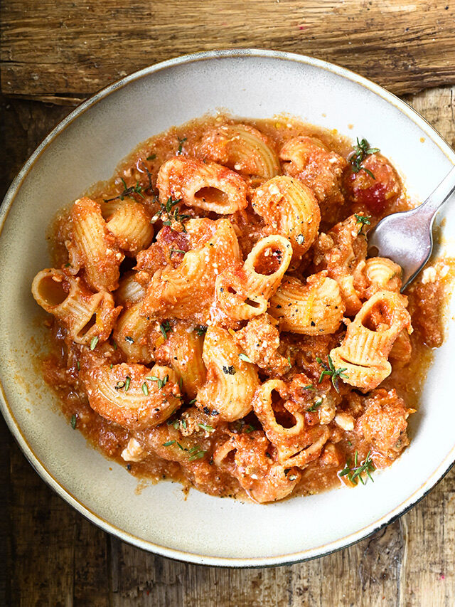 Easy Ragu With Ricotta