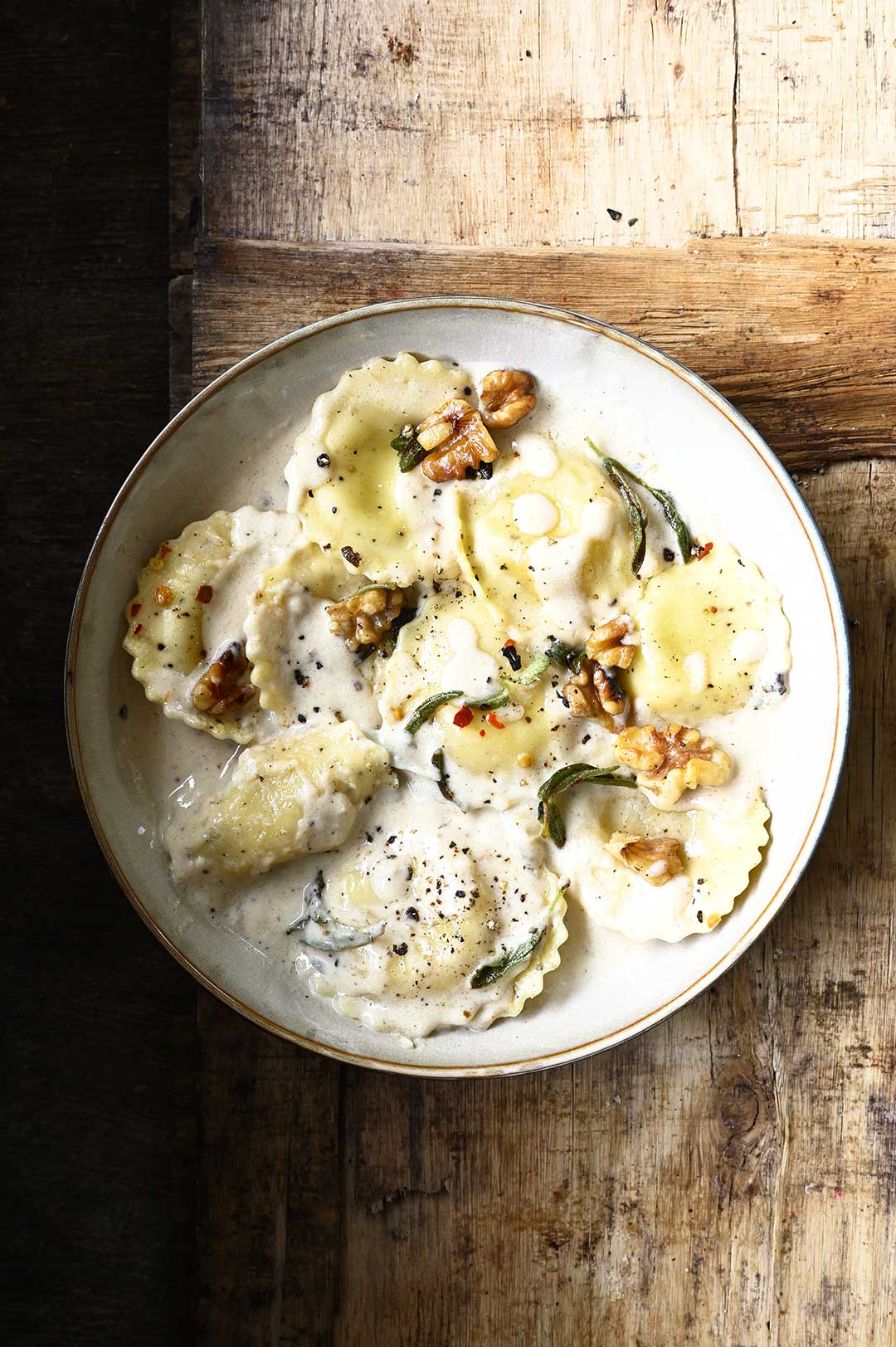 Ravioli in Creamy Parmesan Sauce ravioli in creamy parmesan sauce