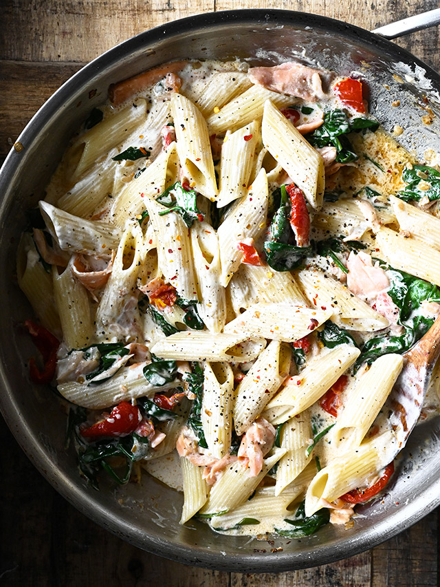 Penne with Smoked Salmon and Mascarpone