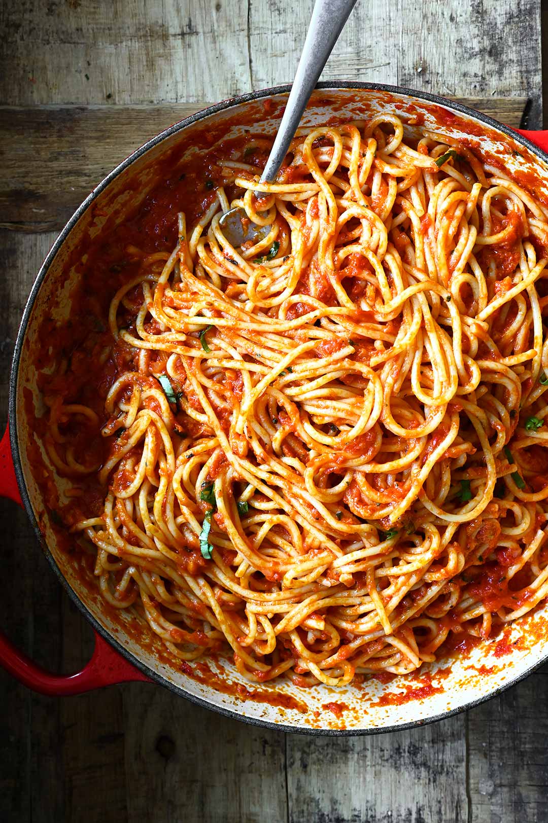 garlic butter tomato spaghetti