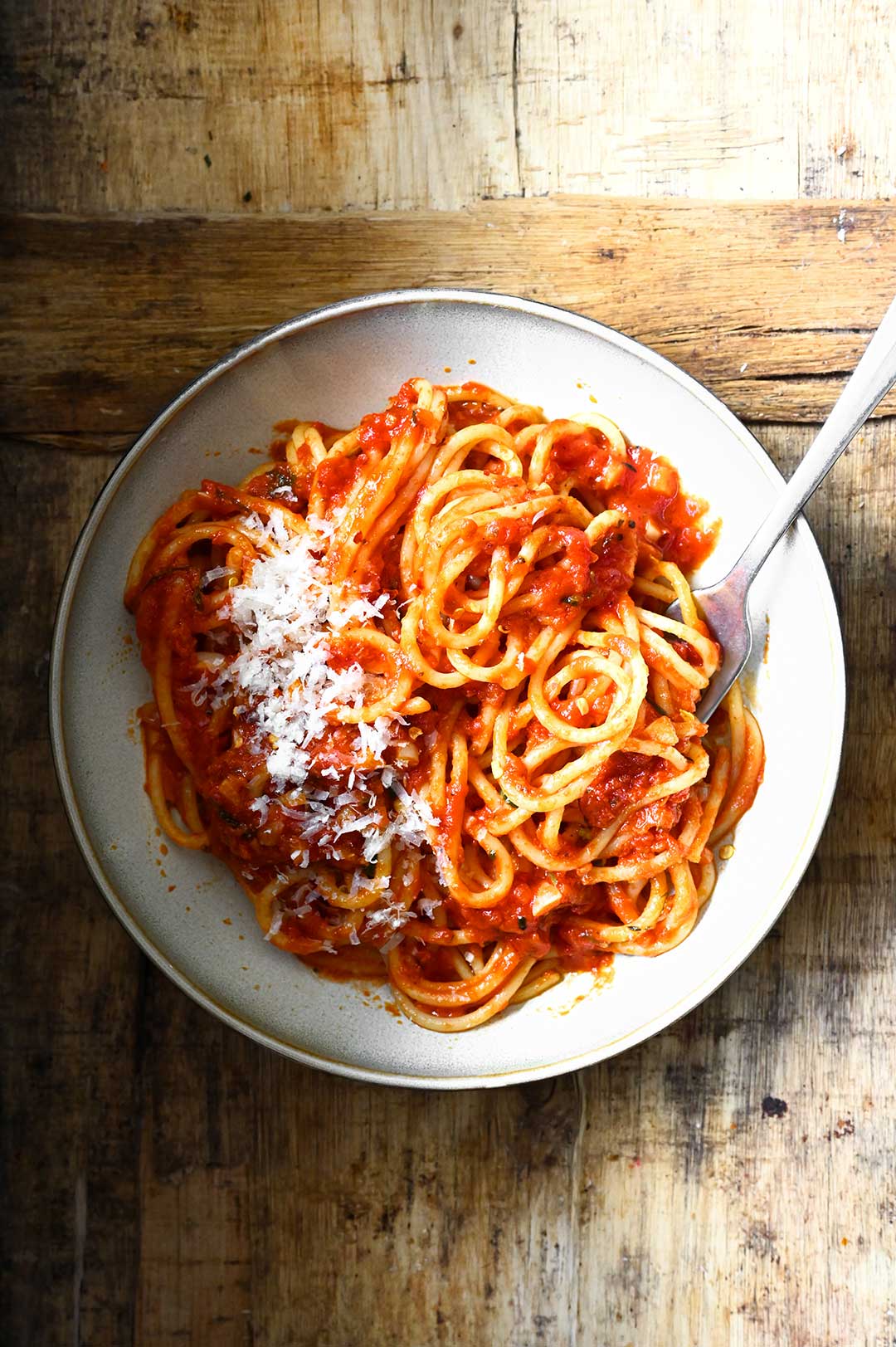 garlic butter tomato spaghetti