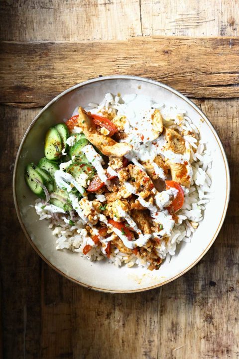 greek chicken bowl with ranch tzatziki