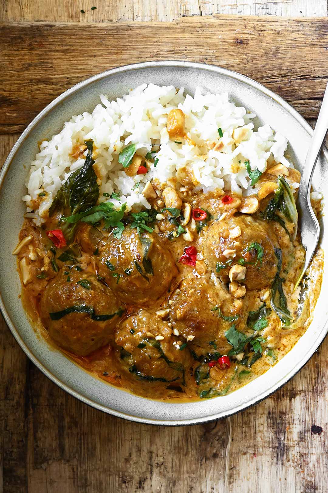 thai chicken meatballs in peanut sauce