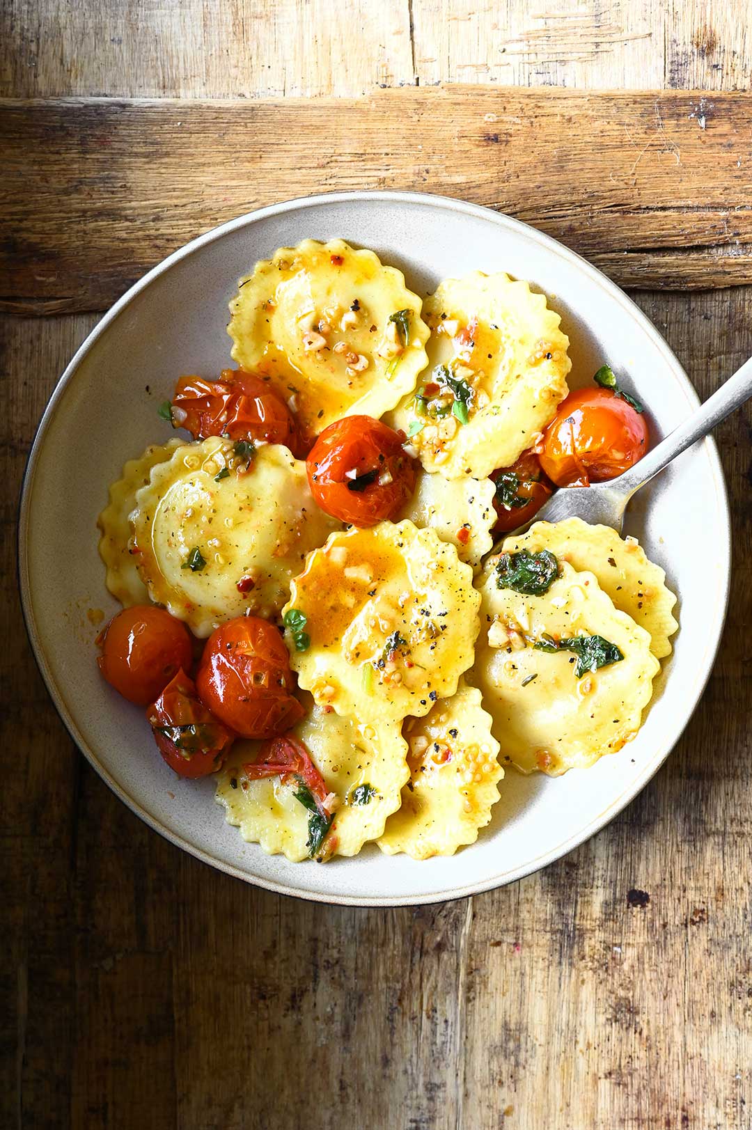 basil tomato ravioli