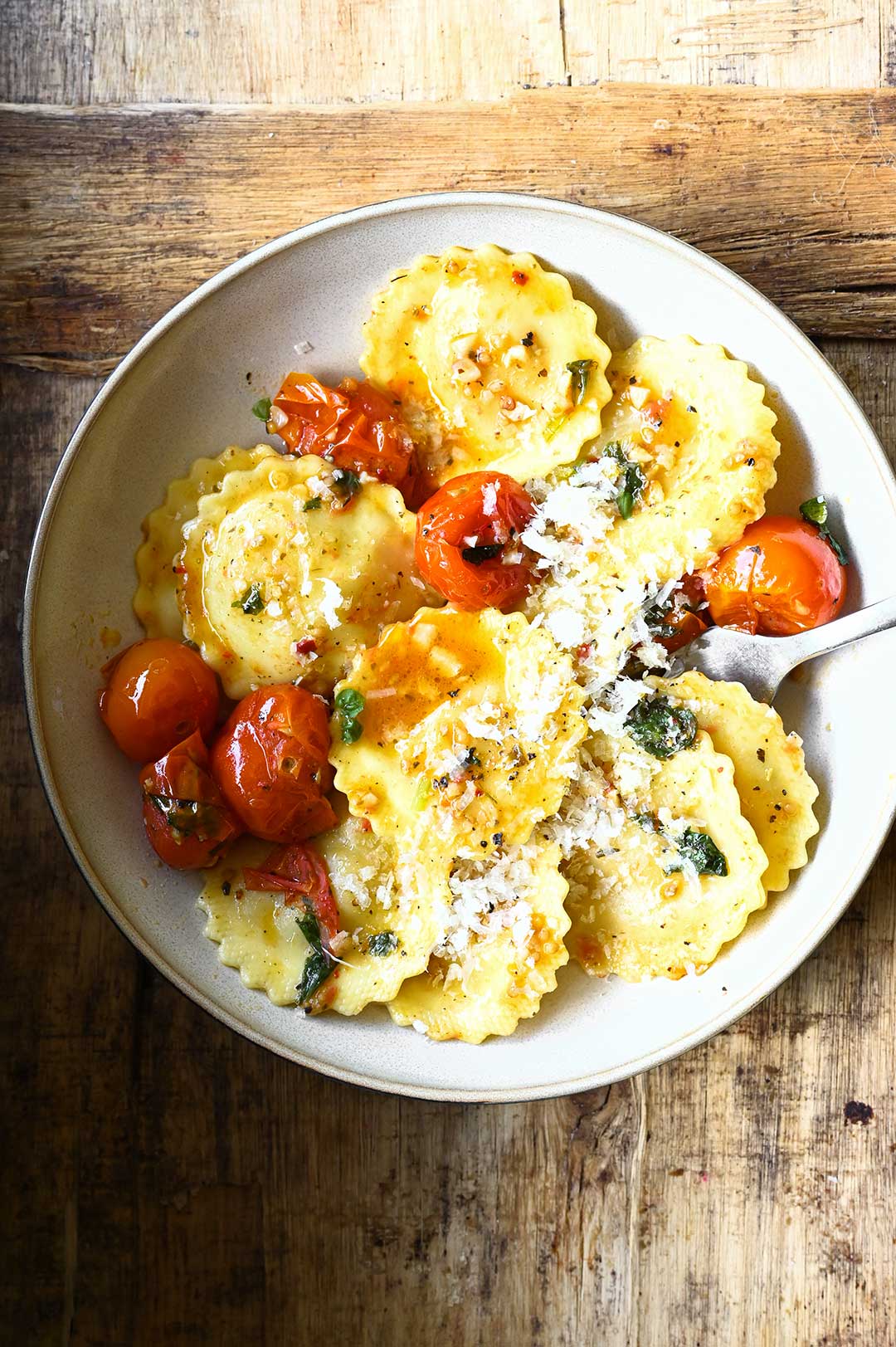 basil tomato ravioli